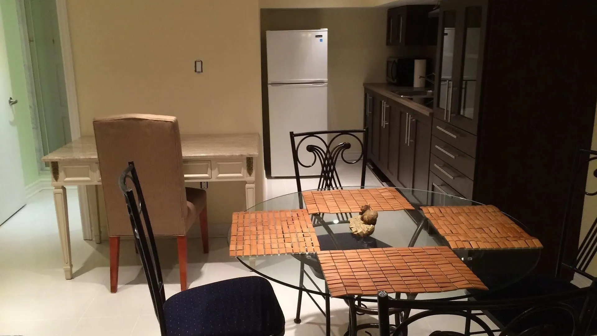 Toronto Garden Inn 3*,  Canada