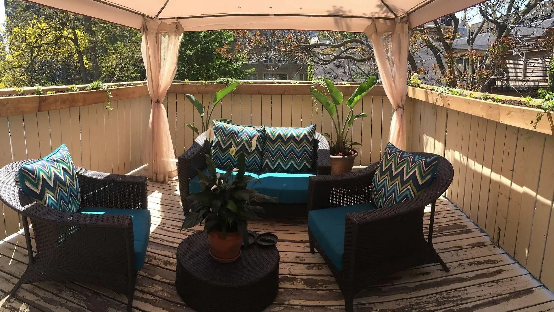 बिस्तर और नाश्ता Toronto Garden Inn