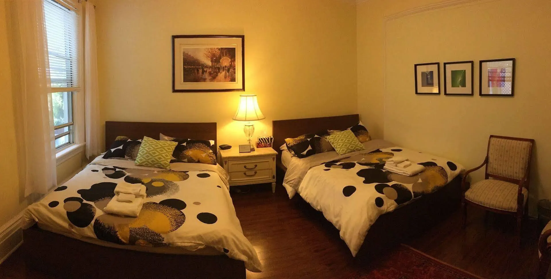 Toronto Garden Inn बिस्तर और नाश्ता